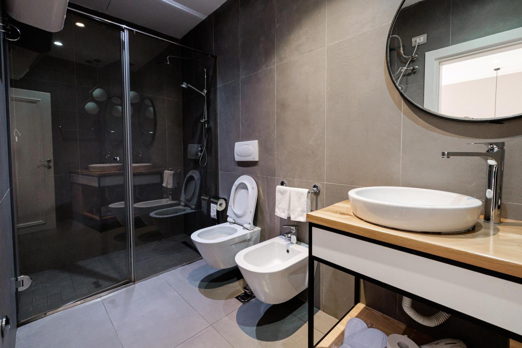 Boutique Hotel Whisky Tirana Eksteriør billede